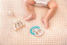 Load image into Gallery viewer, Sophie la girafe - Cooling teething ring