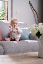 Load image into Gallery viewer, Sophie la girafe - So'pure Teething ring