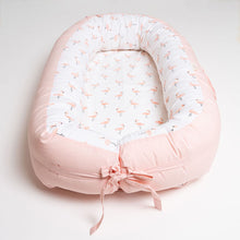 Load image into Gallery viewer, Cozy nest - Flamingo
