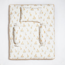 Load image into Gallery viewer, Silk cotton Bedding set - Stand tall

