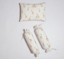 Load image into Gallery viewer, Silk cotton Bedding set - Stand tall
